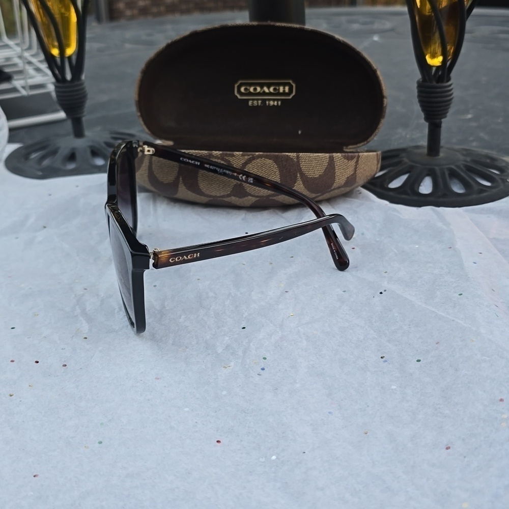 COACH HC8271U 50028G Black Women's 57 mm Sunglasses Black Lens - Picture 4 of 6